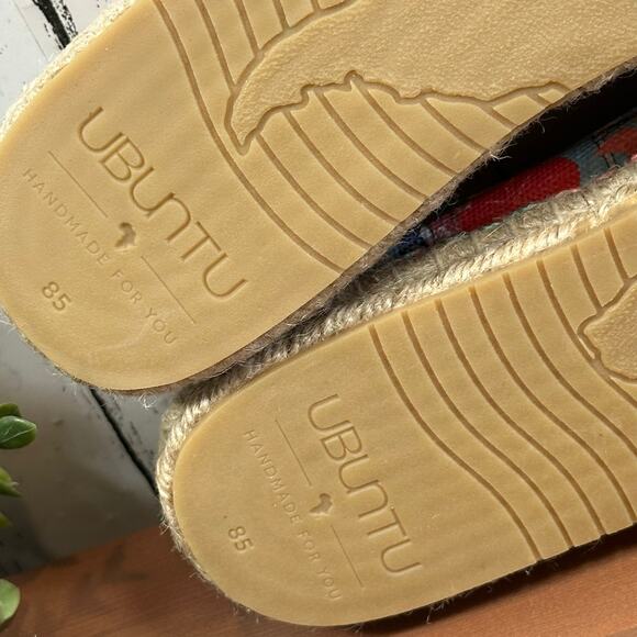 Disney Orange Espadrilles Vibrant Floral Design - Picture 10 of 10